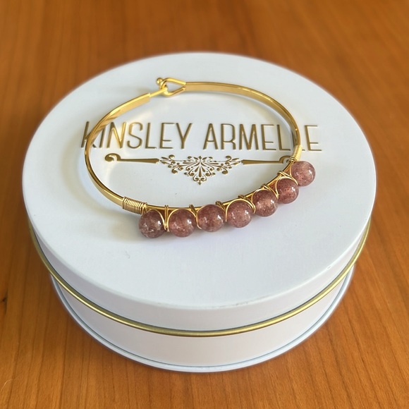 Kinsley Armelle Bracelet Wire Wrapped Strawberry Quartz Beads NWOT - Picture 8 of 8